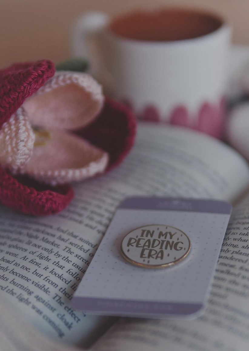 READING ERA Enamel Pin