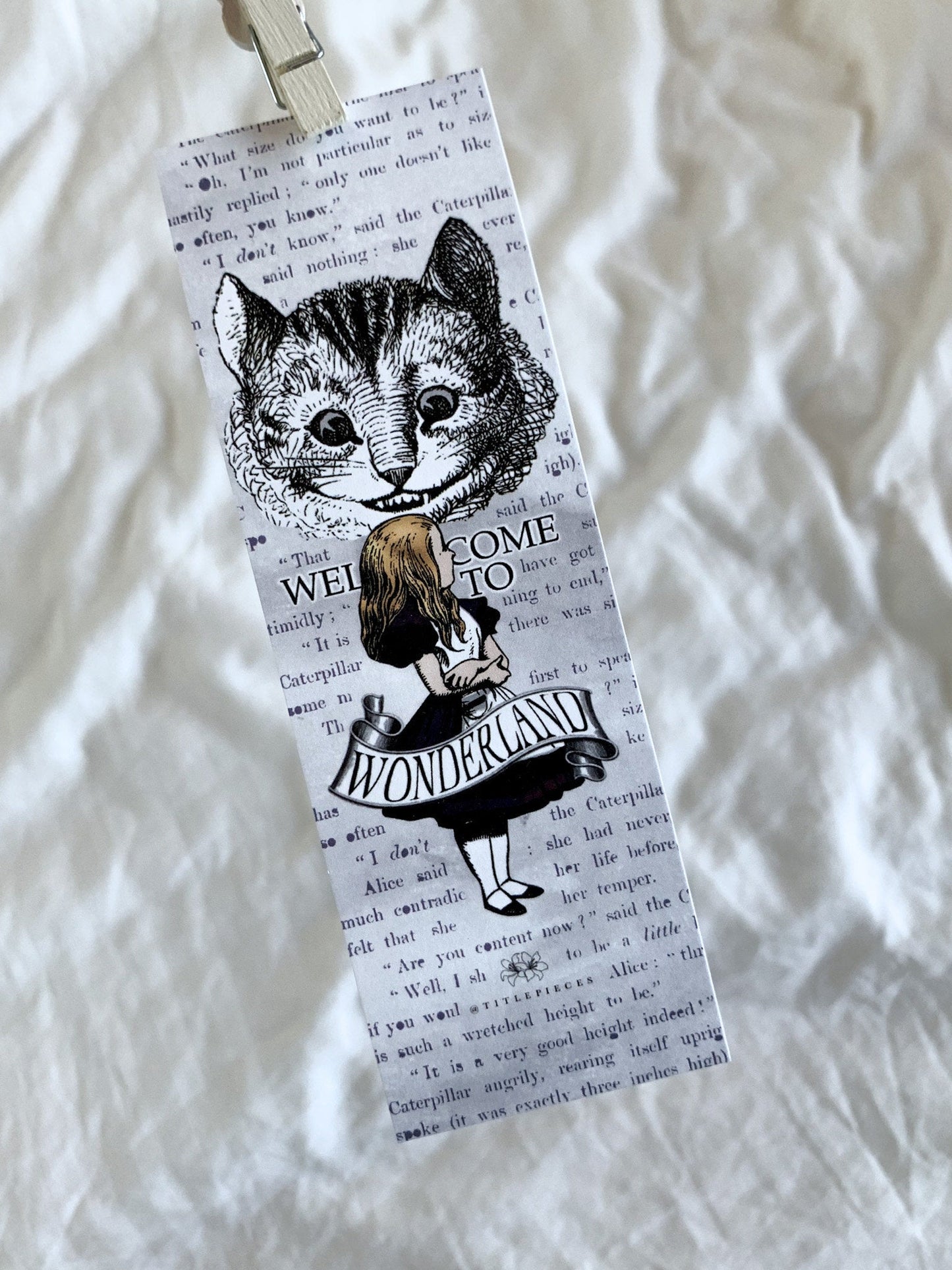 ALICE IN WONDERLAND Bookmark